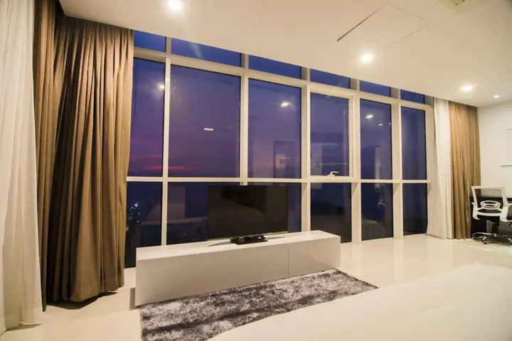 Коломбо: Platinum One Suites