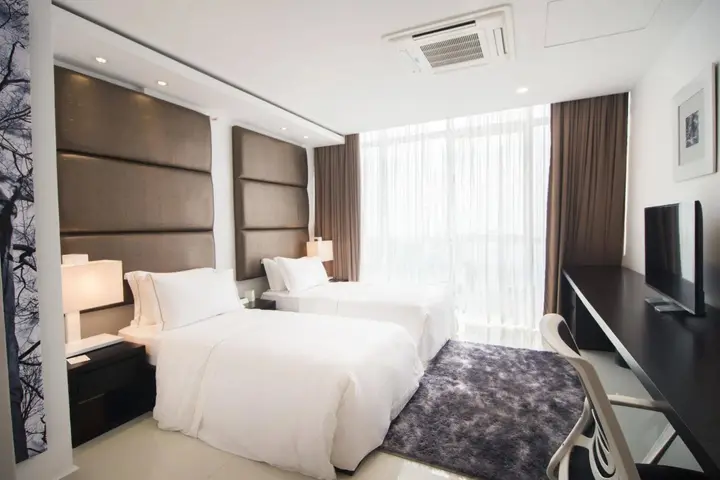 Коломбо: Platinum One Suites