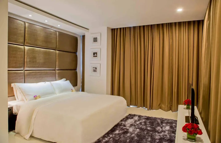 Коломбо: Platinum One Suites
