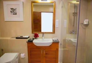 Коломбо: Platinum One Suites