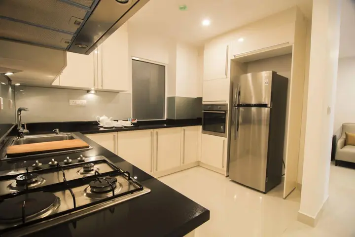 Коломбо: Platinum One Suites