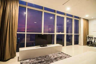 Коломбо: Platinum One Suites