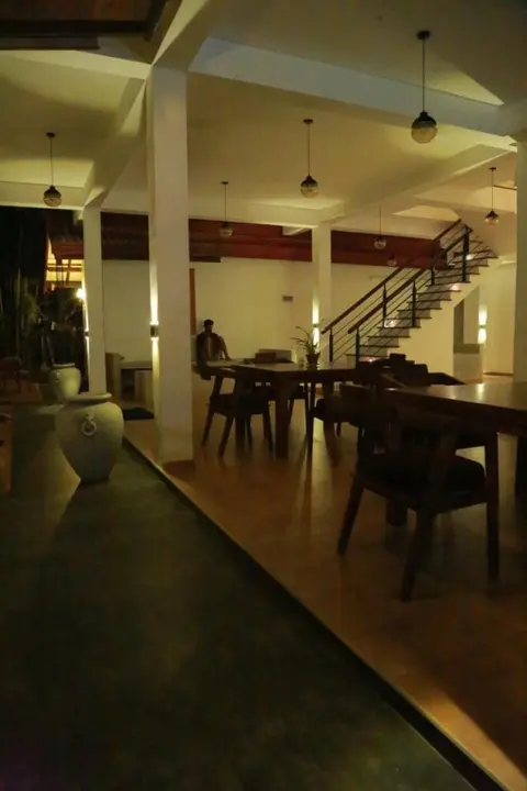 Ахангама: Midigama Holiday Inn