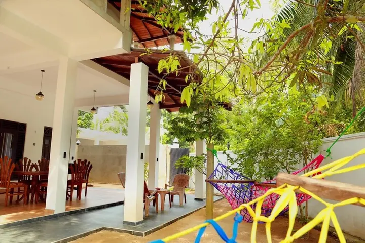 Ахангама: Midigama Holiday Inn