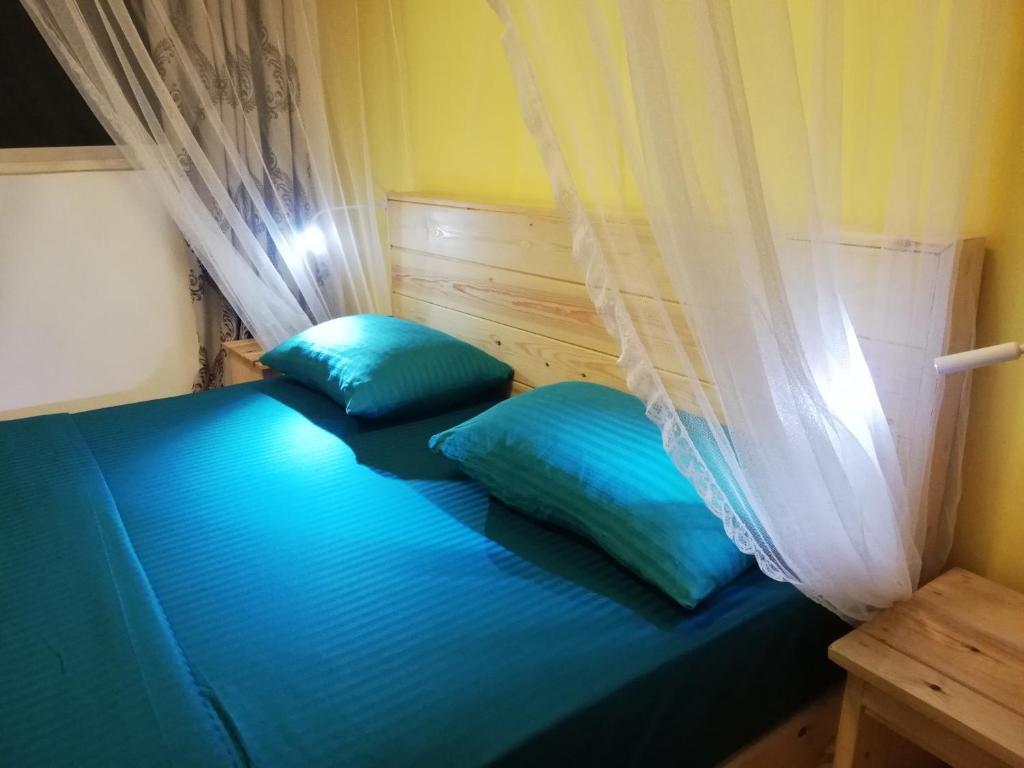 Элла: Ella Inn