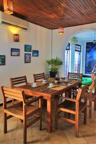 Гора Lavinia: Evergreen Colombo