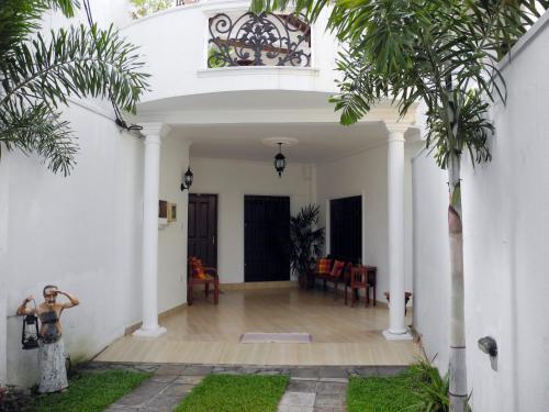 Шри-Джаяварденепура-Котте: Malki Home Stay