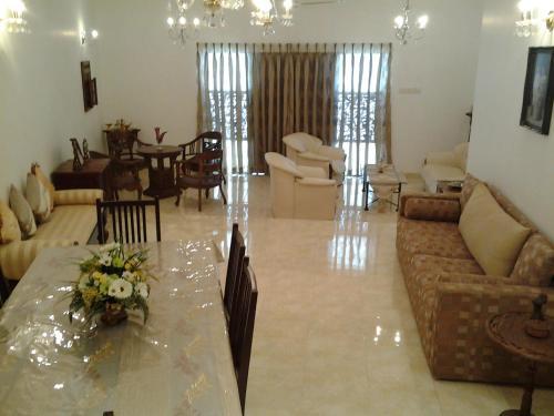 Шри-Джаяварденепура-Котте: Malki Home Stay