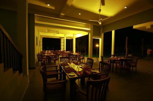 Киринда: Diya Dahara Resort