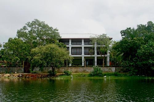 Киринда: Diya Dahara Resort