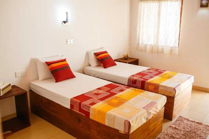 Мирисса: Hostel First Mirissa