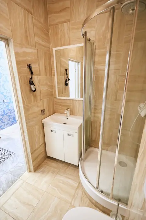 Уфа: Апартаменты 014_Коммунистическая 107