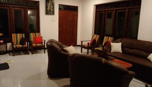 Валгама: Surf Castle Guest House