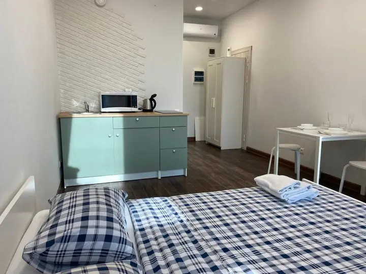 Уфа: Апартаменты 0806Б Верхнеторговая площадь 4
