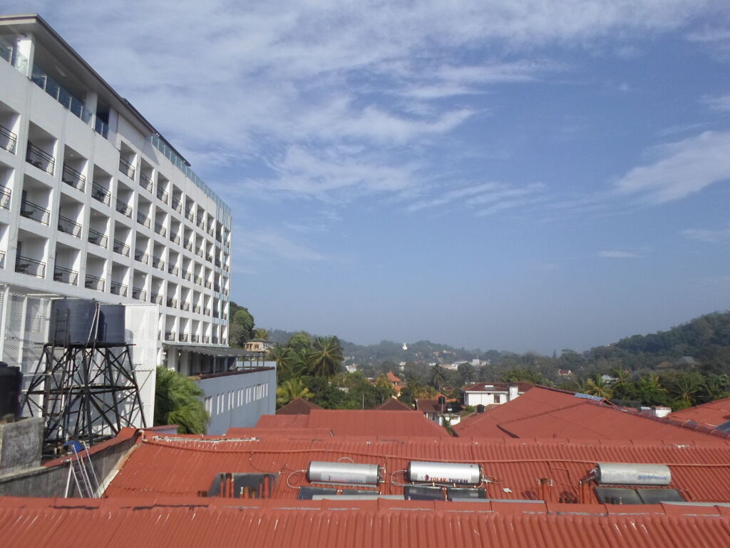 Канди: King of Kandy Hotel