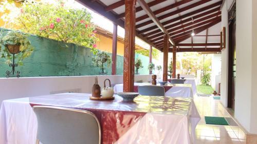 Мирисса: Orenka Resort Mirissa