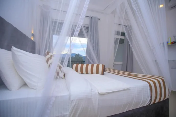 Элла: Silent Nest