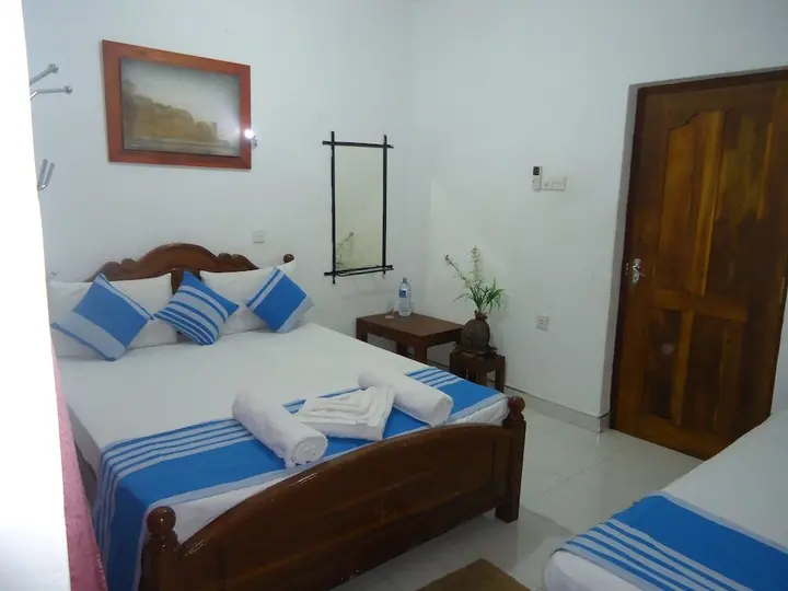 Анурадхапура: Goalma Tourist Rest
