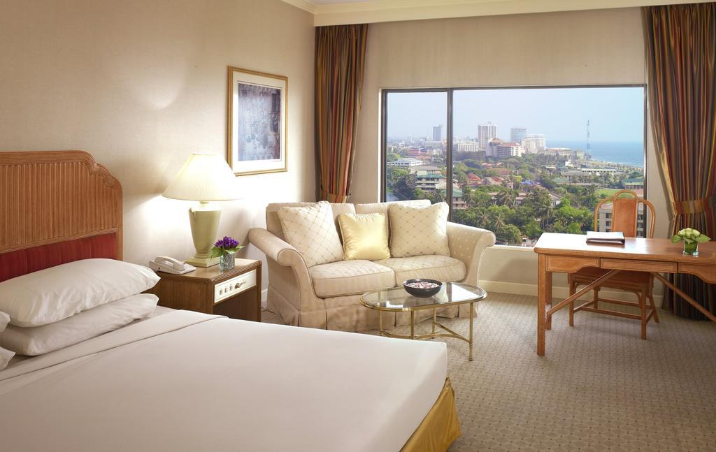 Коломбо: Отель Hilton Colombo