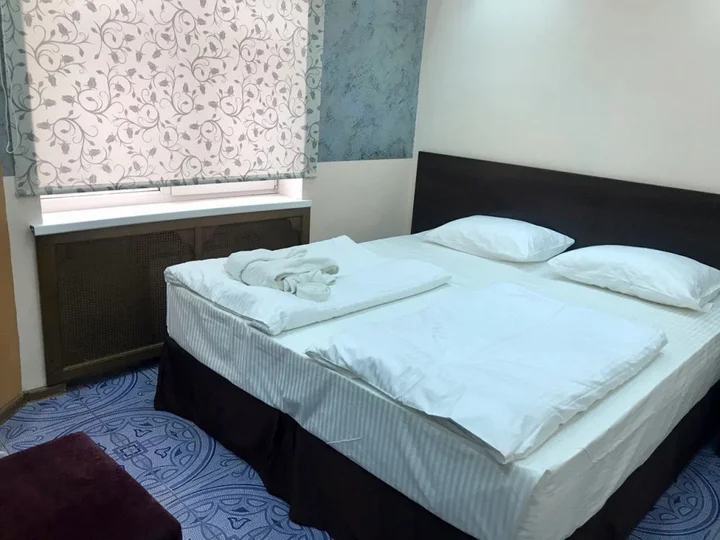 Красный Пахарь: Хостел 1001 Ночь