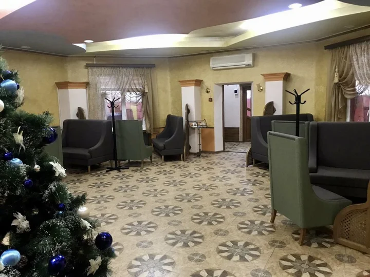 Красный Пахарь: Хостел 1001 Ночь