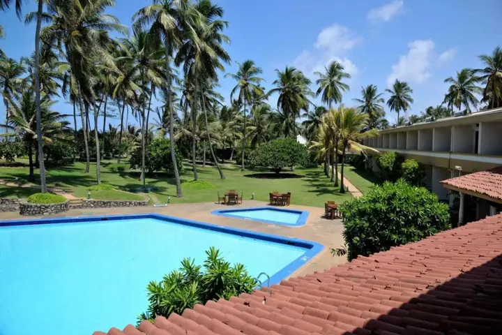 Ваттала: Palm Village