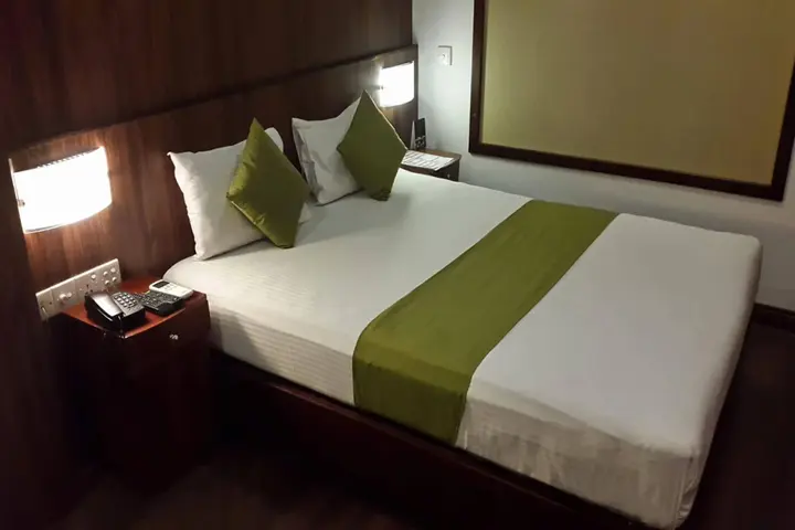 Коломбо: Hotel Sansu
