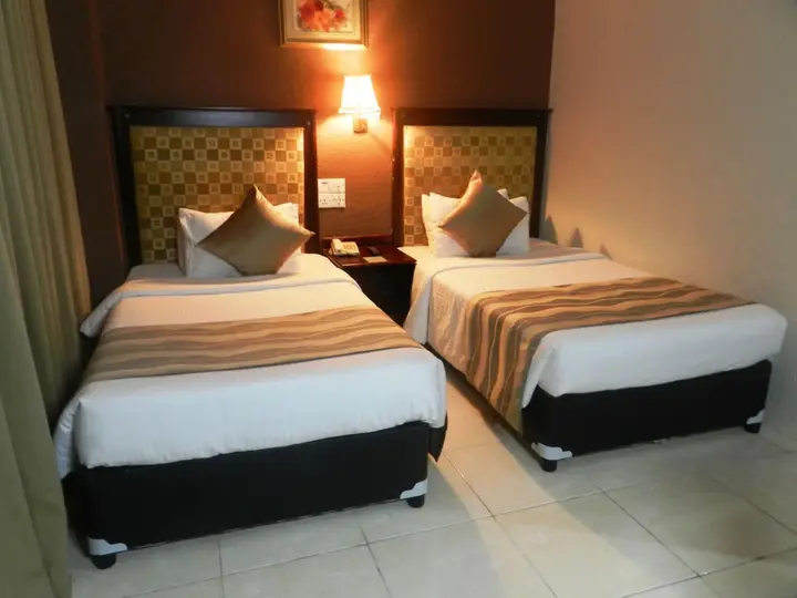 Коломбо: Pearl City Hotel