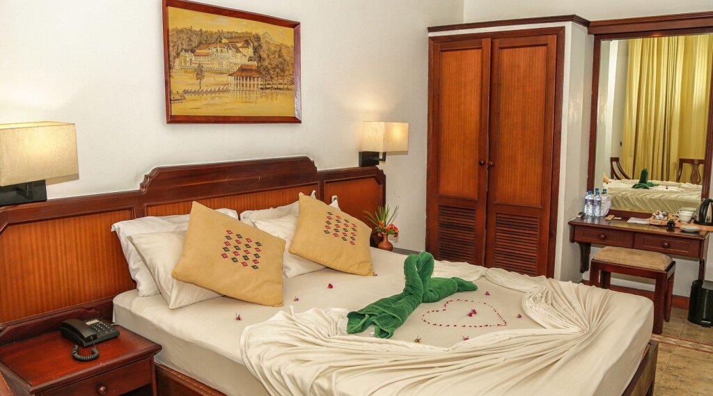Канди: Отель Senani Hotel