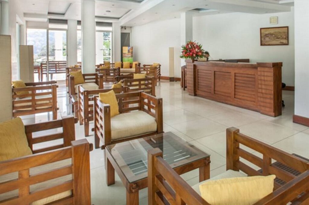 Канди: Отель Senani Hotel