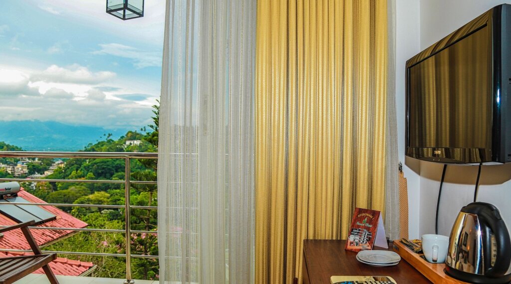 Канди: Отель Senani Hotel
