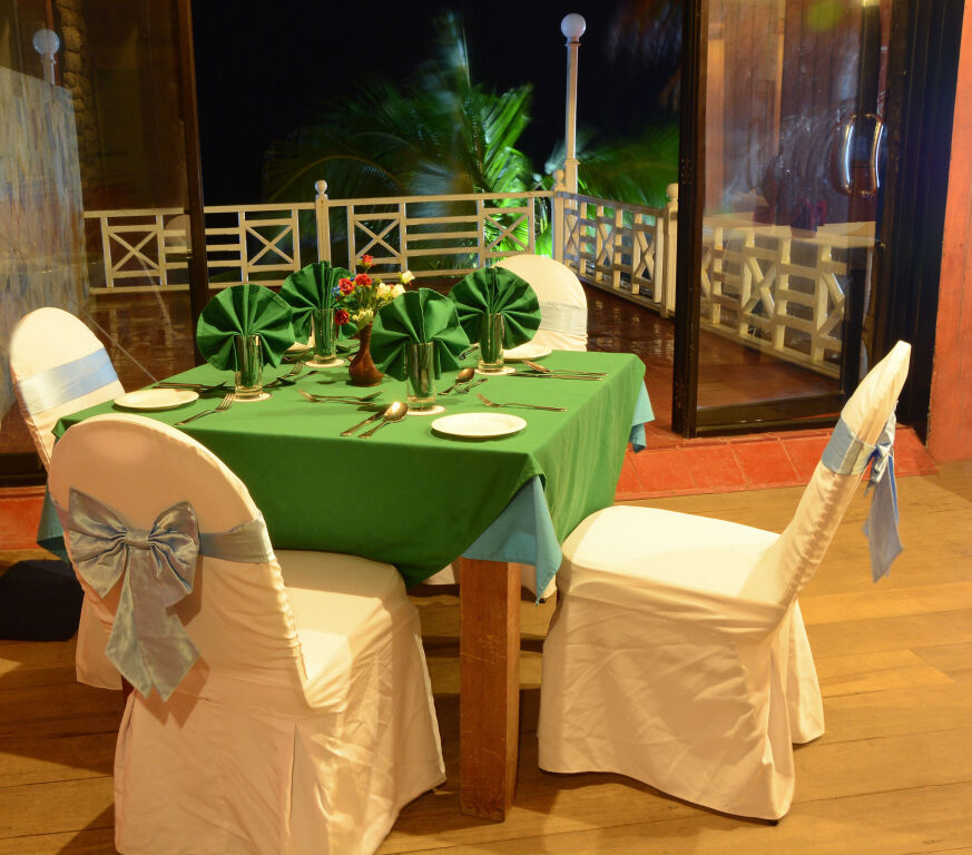 Гора Lavinia: Mount Breeze Hotel