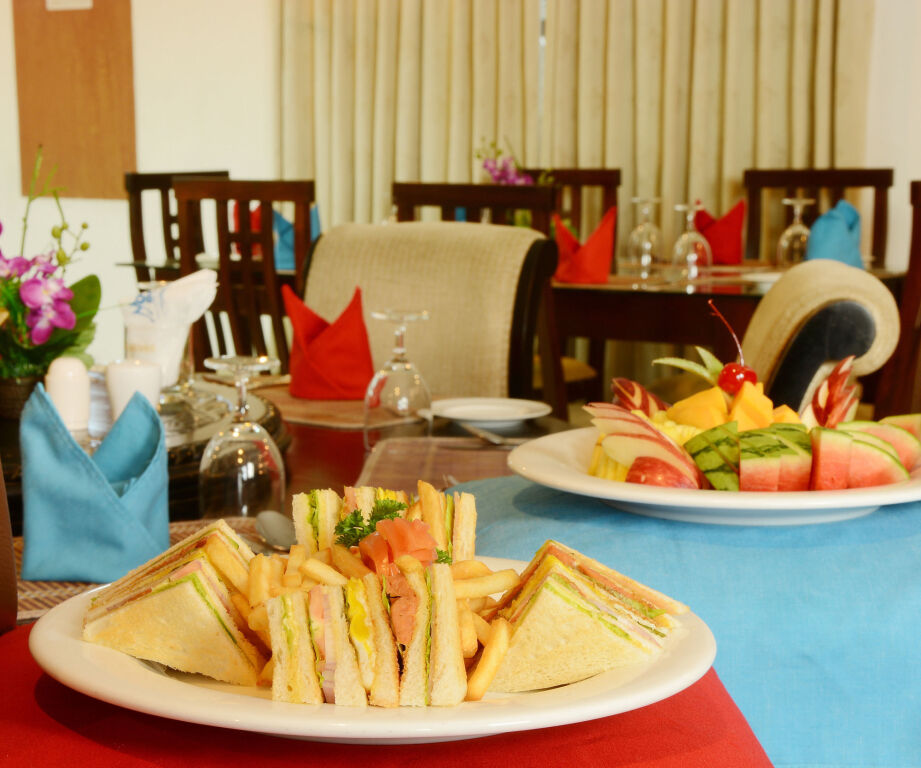 Гора Lavinia: Mount Breeze Hotel
