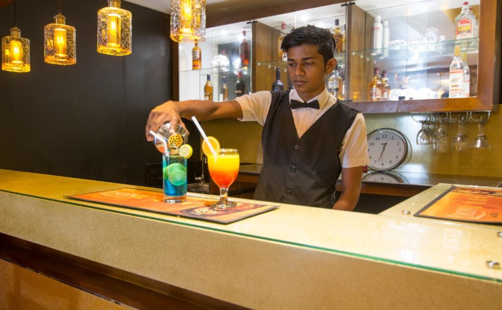 Гора Lavinia: Mount Breeze Hotel