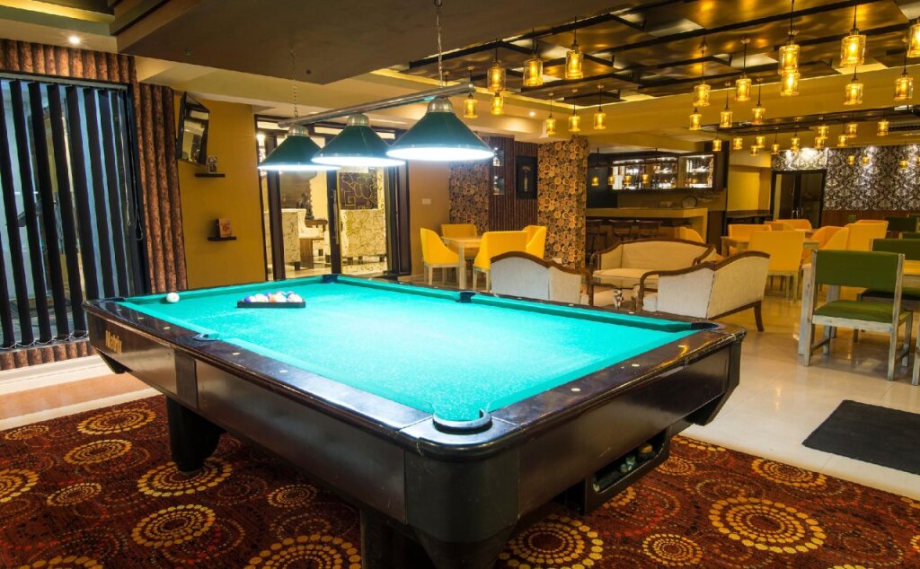 Гора Lavinia: Mount Breeze Hotel