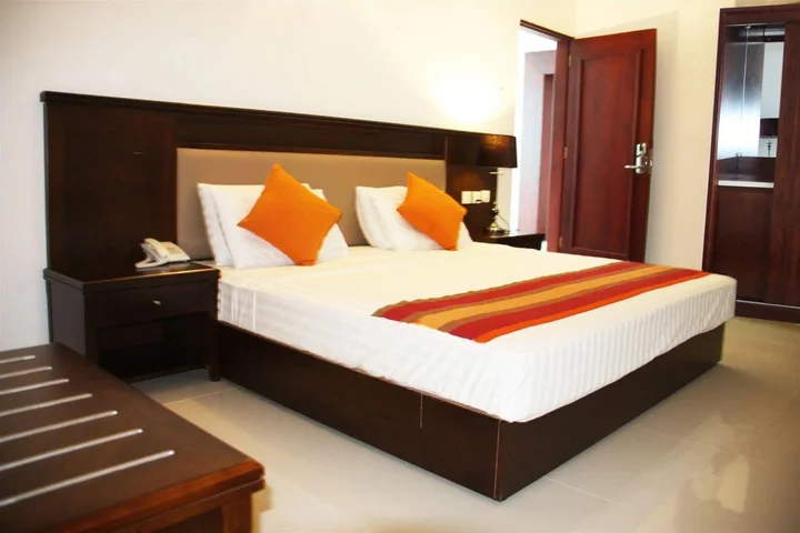 Коломбо: Sai Sea City Hotel