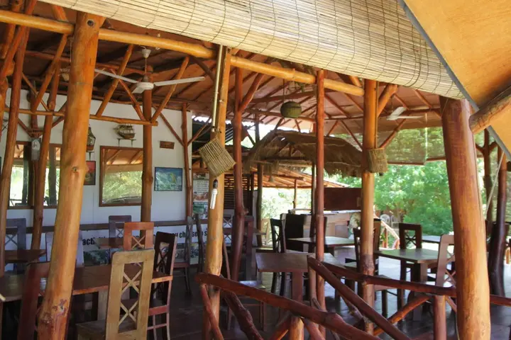 Киринда: Kirinda Beach Resort