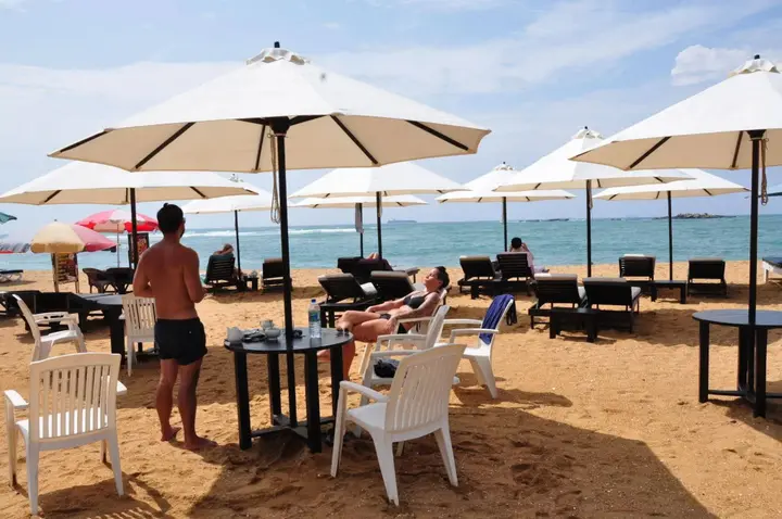 Унаватуна: SURF UNA Beach Hotel