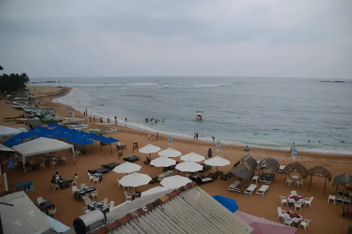 Унаватуна: SURF UNA Beach Hotel