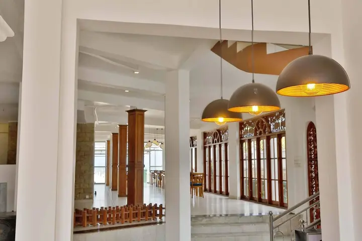 Негомбо: C Negombo