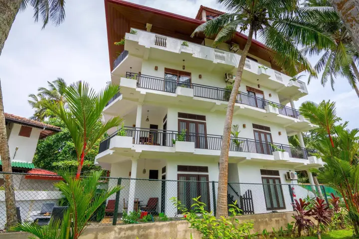 Унаватуна: Sea View Beach Unawatuna Hotel