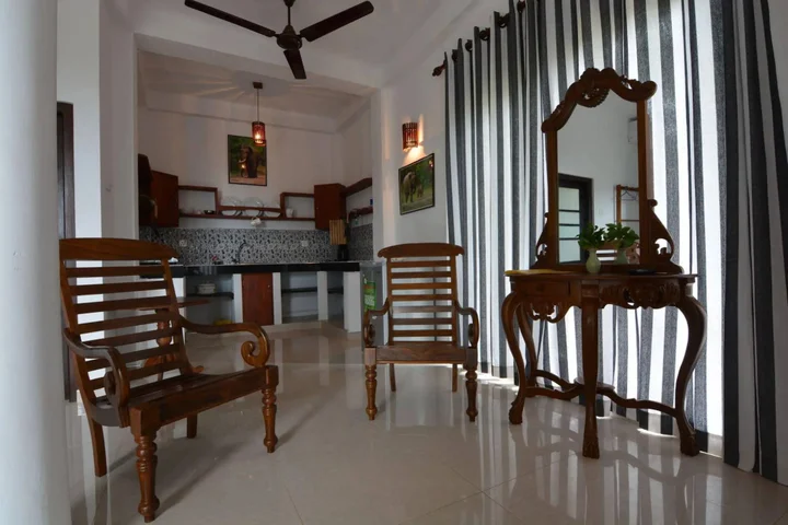 Унаватуна: Sea View Beach Unawatuna Hotel