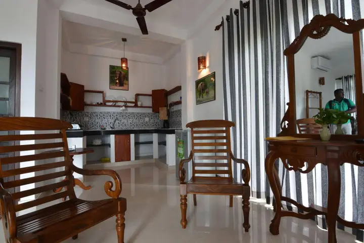 Унаватуна: Sea View Beach Unawatuna Hotel