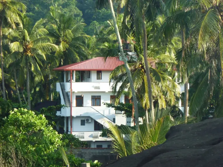 Унаватуна: Sea View Beach Unawatuna Hotel