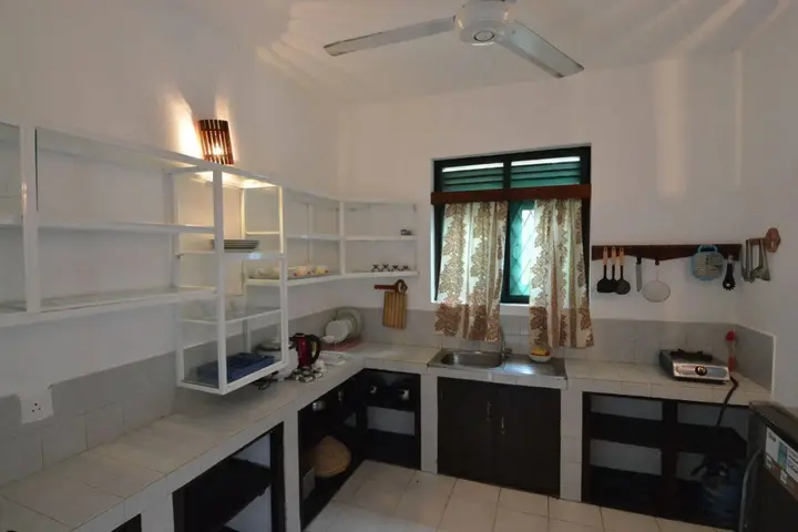 Унаватуна: Sea View Beach Unawatuna Hotel
