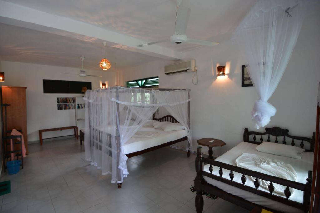 Унаватуна: Sea View Beach Unawatuna Hotel