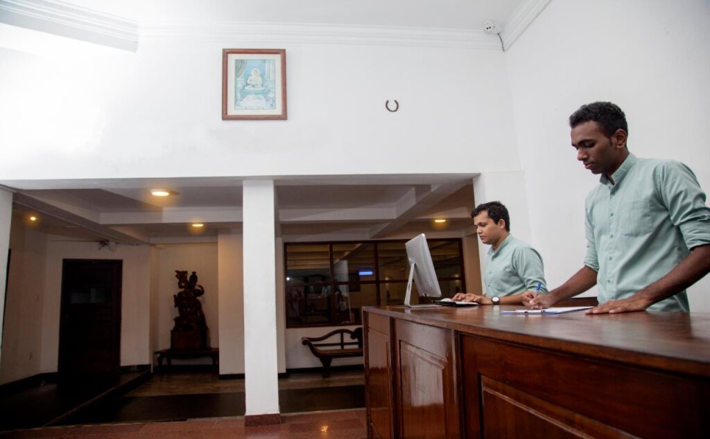 Гора Lavinia: Palms, Mount Lavinia