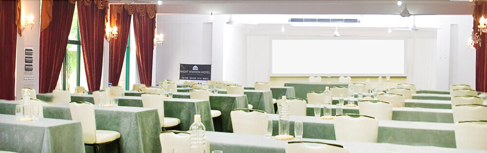 Панадура: Night Station Hotel