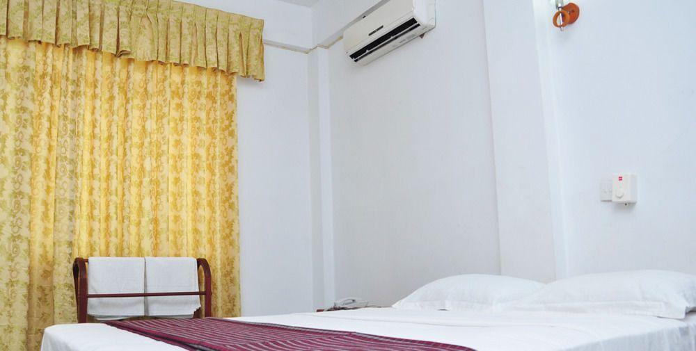 Панадура: Night Station Hotel