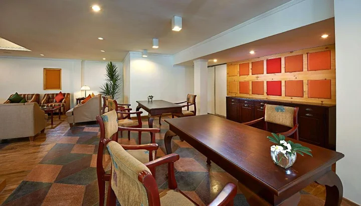 Гора Lavinia: Berjaya Hotel Colombo